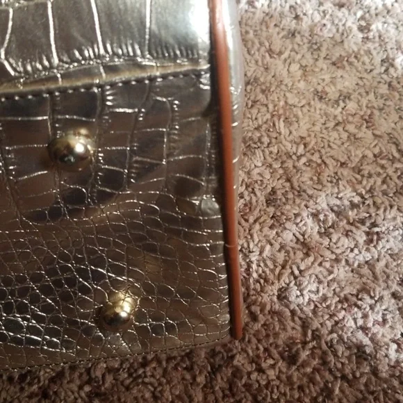 Imoshion Gold and Brown Satchel - Picture 4 of 7